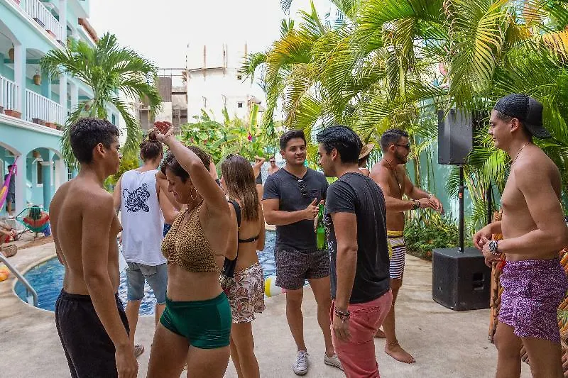 Selina Playa Del Carmen Hostel